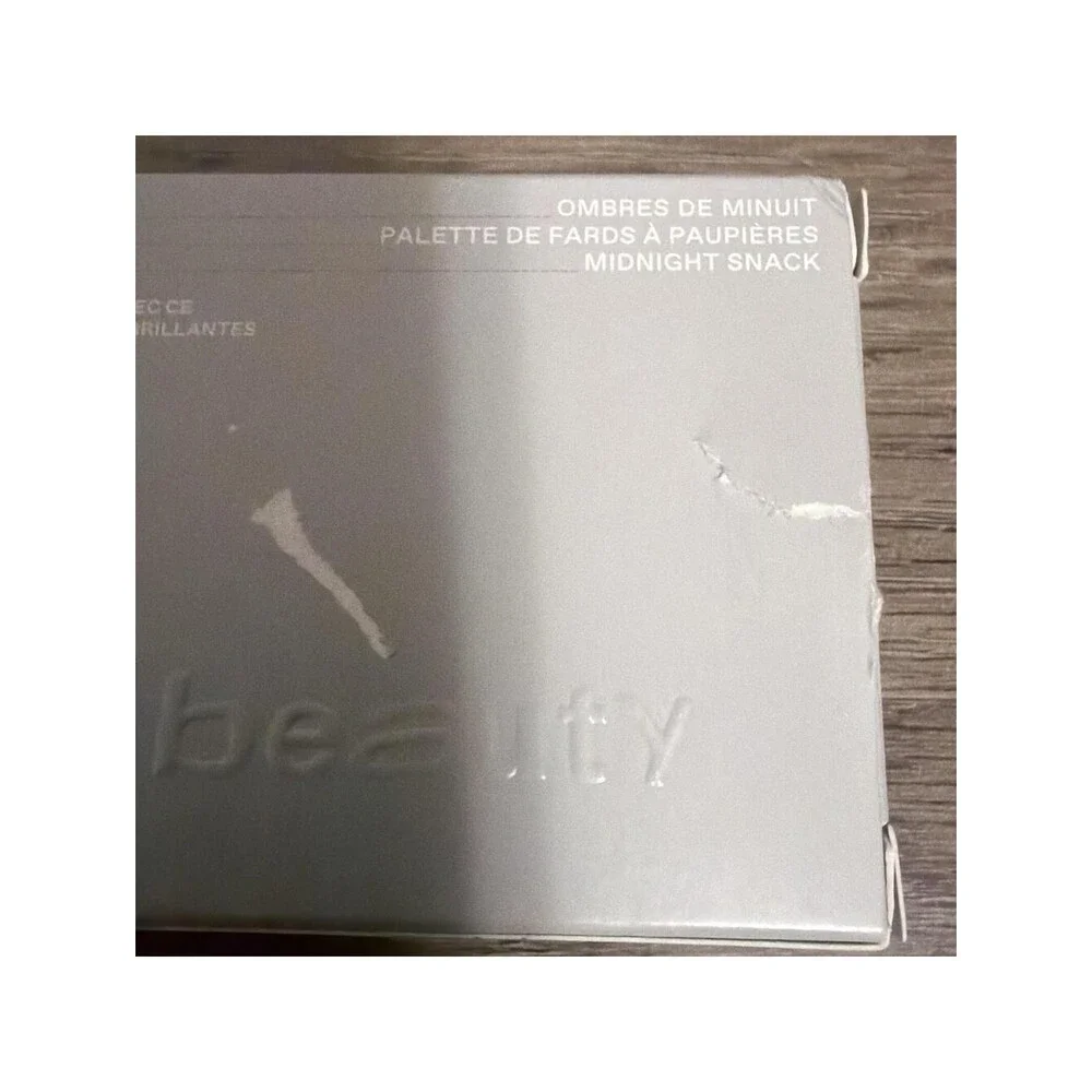 r.e.m. beauty Eyeshadow Palette - Midnight Shadows